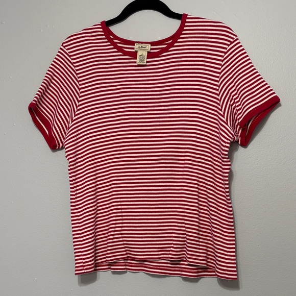 L.L. Bean Tops - Vintage L.L. Bean Red striped ringer tee made in Canadá 90s/Y2k aesthetic